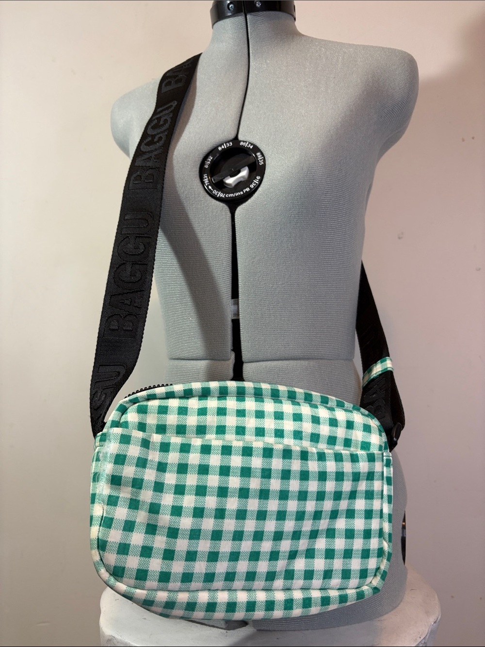 BAGGU Camera Crossbody Bag Gingham Green Picnic Check Print Sling Bag Nylon